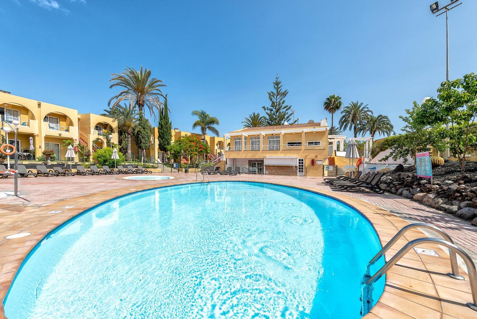 מספאלומס Tisalaya Bright Apartment מראה חיצוני תמונה