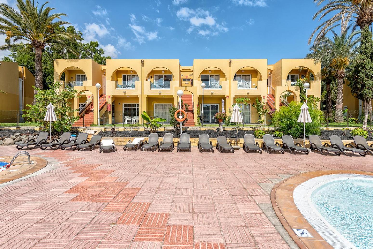 מספאלומס Tisalaya Bright Apartment מראה חיצוני תמונה